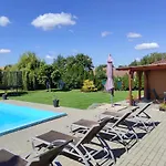 Prazdninovy Dum U Znojma * Bezkov