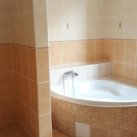 Prazdninovy Dum U Znojma Holiday home Bezkov