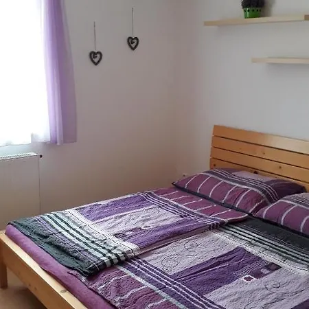 Semesterbostad Prazdninovy Dum U Znojma
