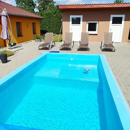 Prazdninovy Dum U Znojma Vakantiehuis Bezkov