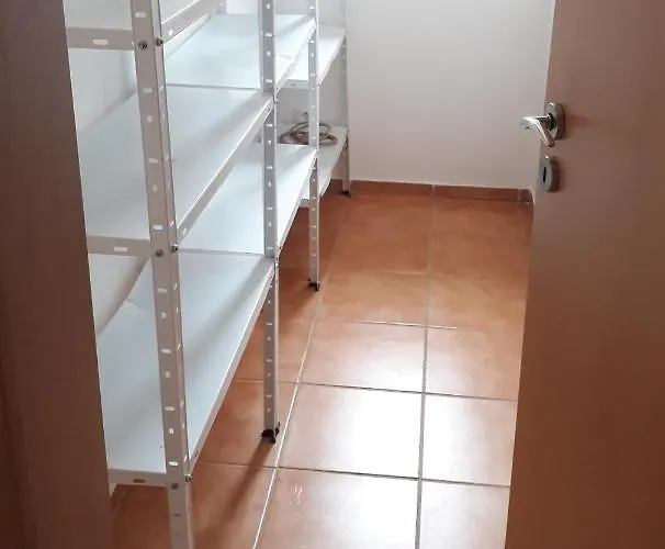 Prazdninovy Dum U Znojma * Bezkov